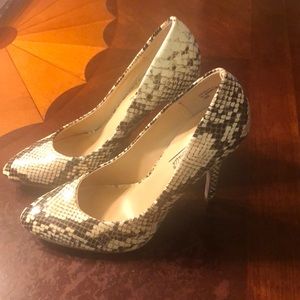 Snake skin heel